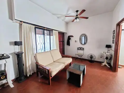 Depto Tipo Casa en Venta con 1 cocheras