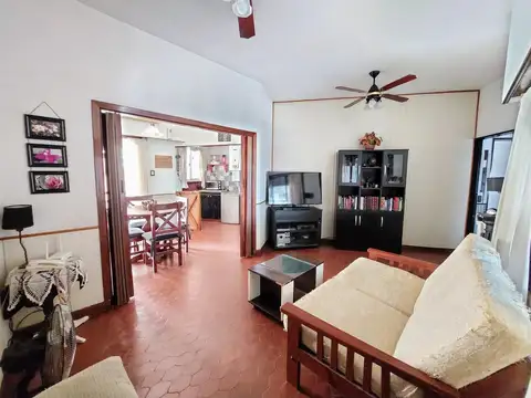 Depto Tipo Casa en Venta en Haedo, USD 105.000