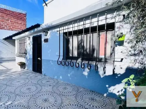 Casa 4 ambientes con 1 baño