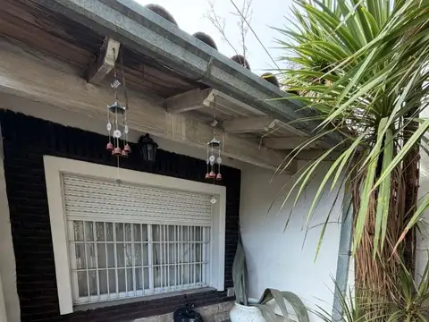 Casa en Venta en Villa Luzuriaga, USD 140.000