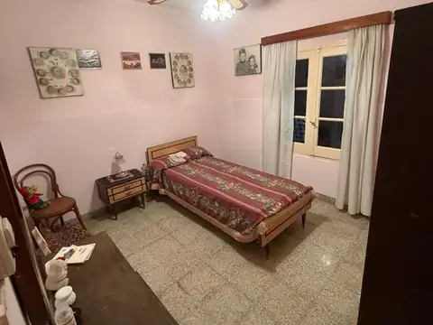 CASA EN VENTA EN PERGAMINO CON PILETA