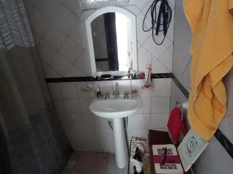 Depto Tipo Casa en Venta en Villa Lynch, USD 127.000