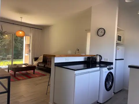 Departamento en Alquiler con 1 cocheras