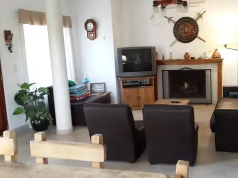 Casa en Venta en Ezeiza, USD 185.000