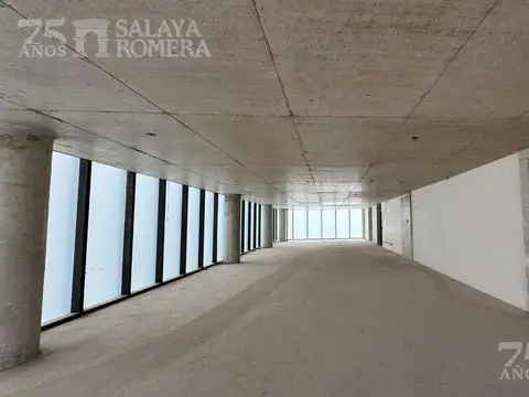 Oficina en OLIVOS Libertador ALQUILER Lumiere 260 m2 con 2 cocheras