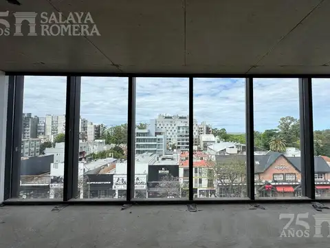 Oficina en OLIVOS Libertador ALQUILER Lumiere 260 m2 con 2 cocheras