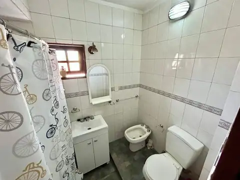 Depto Tipo Casa 4 ambientes con 2 baños