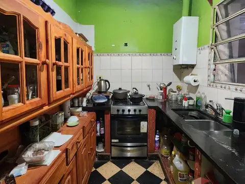 Casa sobre lote propio a metros de Av. Libertador — Ideal inversión o reciclaje