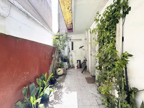 Depto Tipo Casa en Venta en Mataderos, USD 99.900