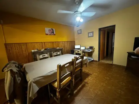 Casa en Venta en Haedo, USD 135.000