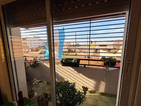 Depto Tipo Casa 5 ambientes con 1 baño