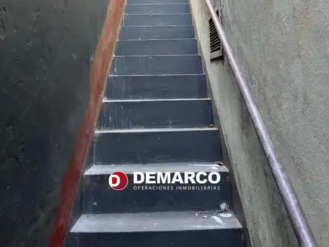 Depto Tipo Casa en Alquiler 48 años