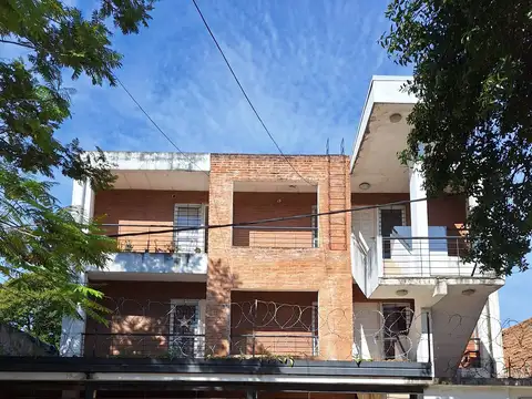 Departamento 2 dormitorios en 2° piso