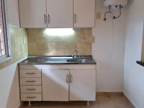 Departamento 2 dormitorios en 2° piso