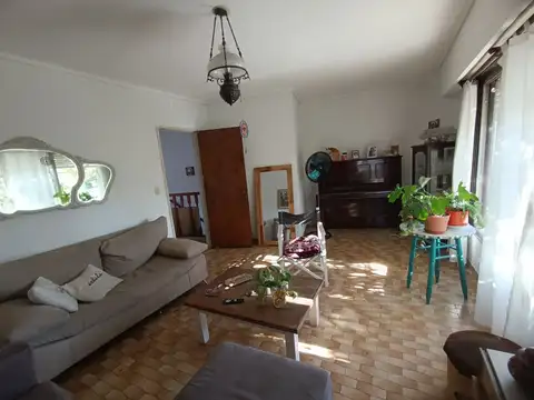 Depto Tipo Casa en Venta en Carapachay, USD 162.000