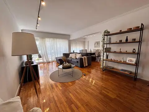 Venta Piso exclusivo de 3 dormitorios, cochera