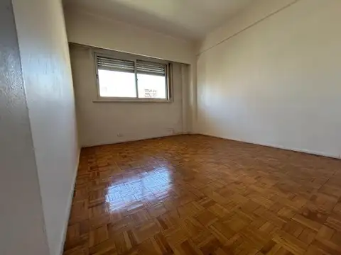 Departamento en Alquiler 81 años