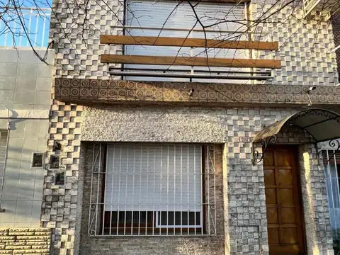 Duplex 3 ambientes Ramos Mejía A Mts De Av.de Mayo