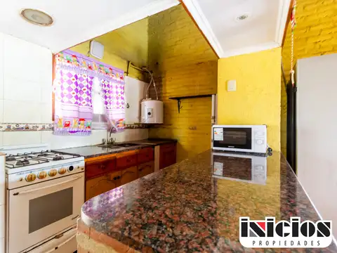 Casa en Venta con 1 cochera