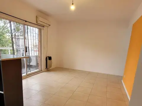 Departamento en Alquiler en Caballito, $ 800.000