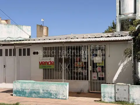 CASA DE 3 DORMITORIOS EN CHASCOMUS BARRIO RESIDENCIAL LAGUNA