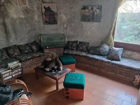 Casa 4 ambientes con 1 baño