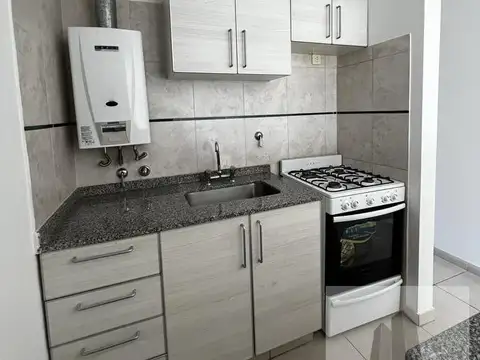 Departamento en Alquiler en Echesortu, $ 580.000