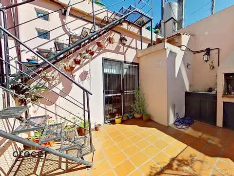 PH en Villa Urquiza 3 ambientes   Escritorio con patio terraza y parrilla sin expensas
