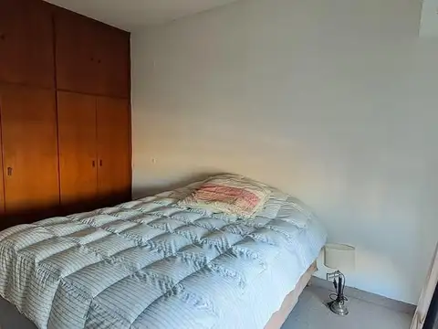 Depto Tipo Casa en Venta en La Plata, $ 77.000