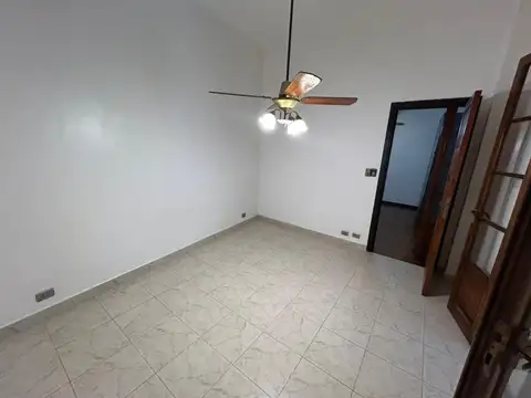 Depto Tipo Casa en Alquiler en Boedo, $ 1.100.000
