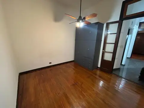 Depto Tipo Casa en Alquiler 70 años