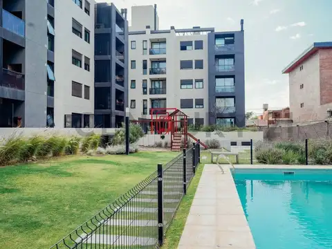 1 Dor con balcón, Housing con seguridad. Financiación.