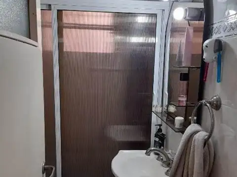 Depto Tipo Casa en Venta en Ramos Mejía, USD 75.000