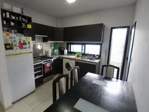 Depto Tipo Casa en Venta de 3 dormitorios