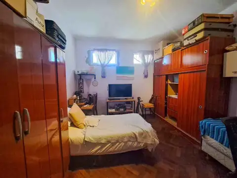 Depto Tipo Casa en Venta 42 años