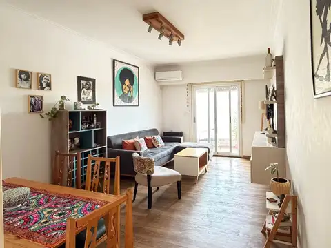 Venta Dpto 3 ambientes con Balcón Olivos