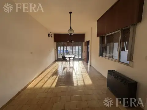 Depto Tipo Casa en Alquiler 40 años