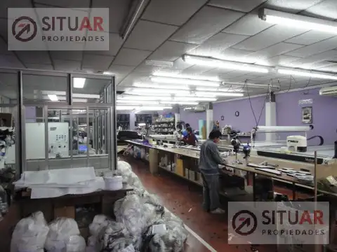 Galpon en Alquiler en Mataderos, USD 3.600