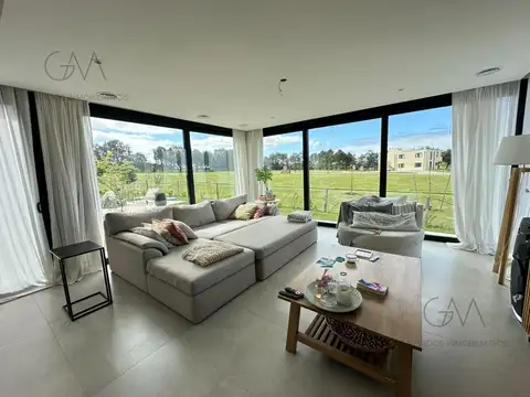 Casa en Alquiler Temporal en Casonas Del Haras, USD 900
