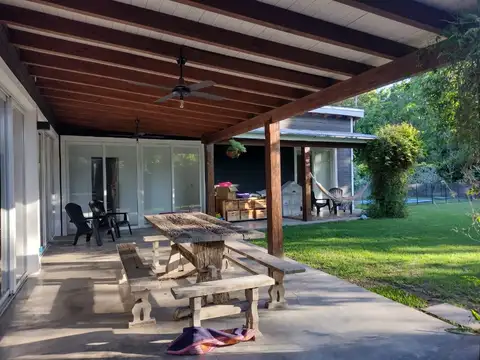 Excelente casa en venta en barrio cerrado Las Magnolias