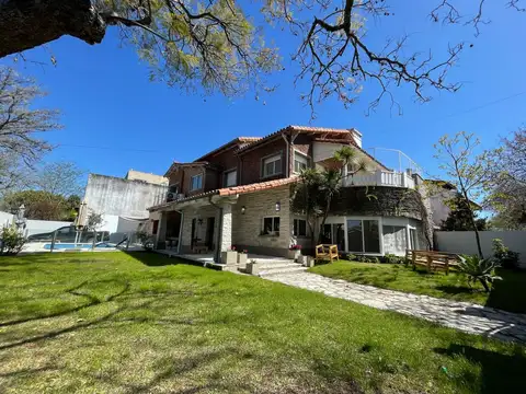 CASA EN VENTA EN SAN ISIDRO