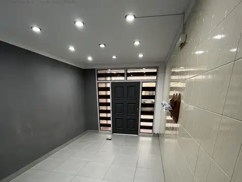 Departamento en Alquiler en Lomas del Mirador, $ 460.000