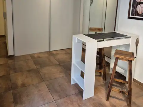 Monoambiente con amplio Patio apto parrilla