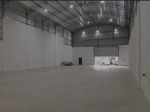 SE VENDE GALPON CIUDADELA