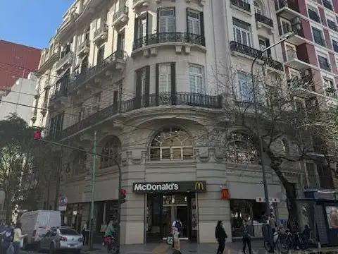 FRENTE - ESTILO FRANCES - VENTA DEPARTAMENTO 4 DORMITORIOS DUPLEX CONGRESO BALVANERA