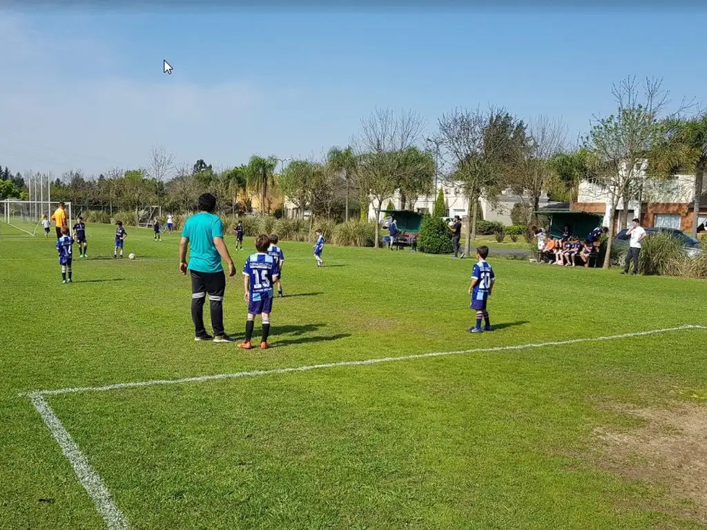 Actividades deportivas futbol, tenis en Santa Ana