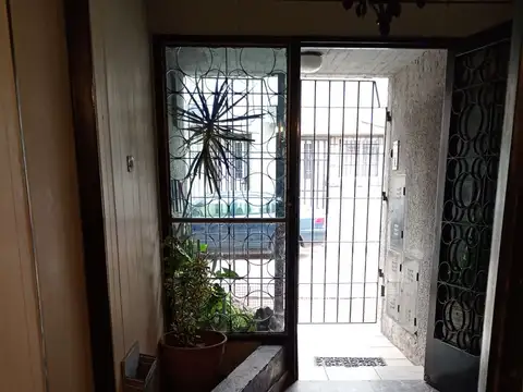 PH en Venta en Pompeya, CABA