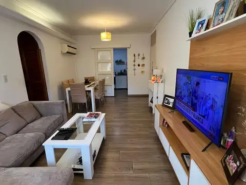 Venta de depto 4 ambientes Colegiales