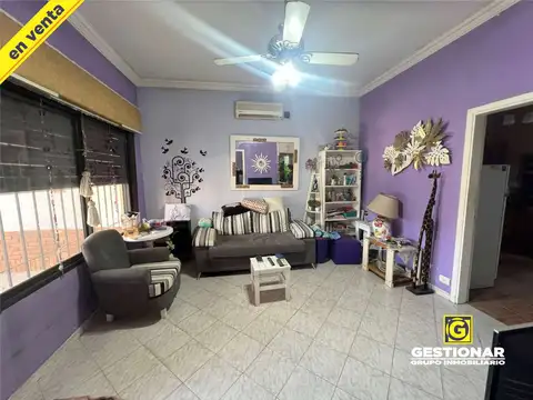 Casa 3 ambientes con 1 baño