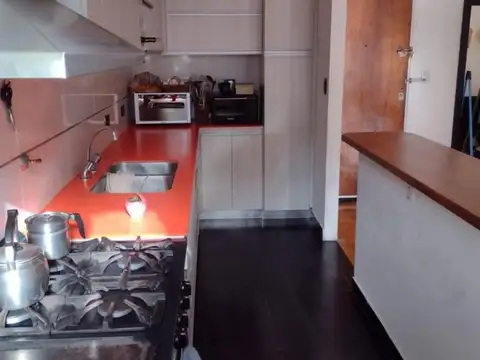 Departamento 4 ambientes con 2 baños